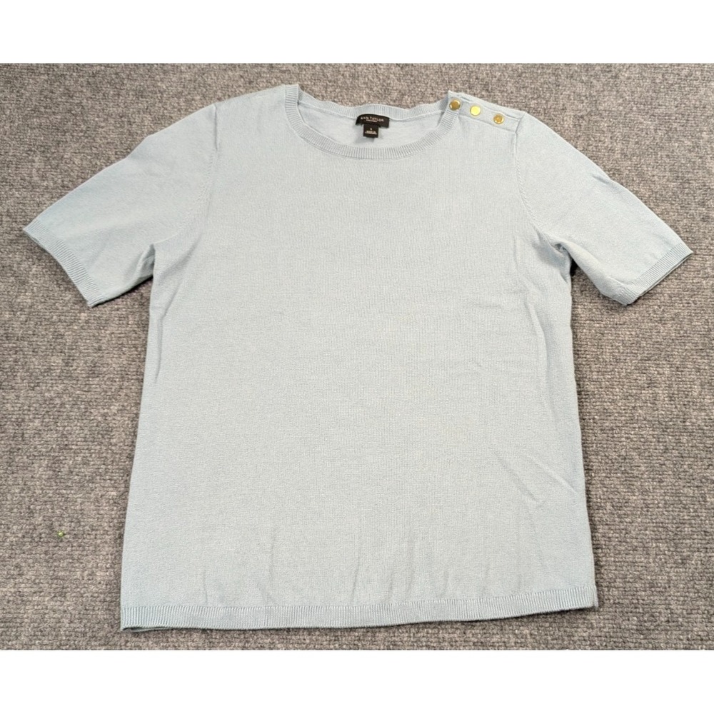 Ann Taylor Factory Women's Light Blue Sweater Knit Top Short Sleeve Gold Button‎